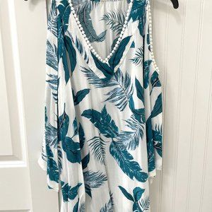 Solitaire Swim White with Green Tropical Leaves. Keyhole Bell Long Sleeves sz L